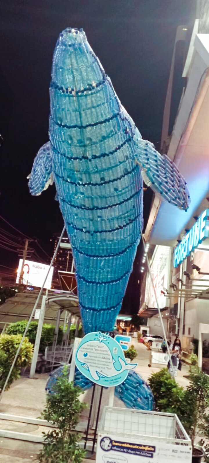 Auf der Suche nach den Tempeln der Flaschen Bangkok Matrix